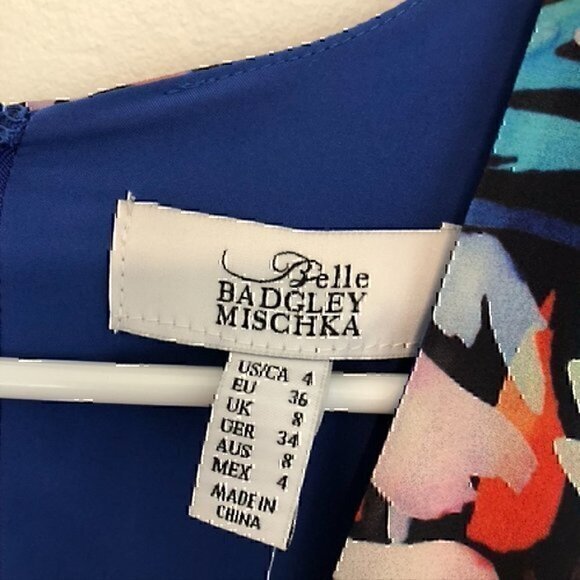 NEW NWT BELLE BADGLEY MISCHKA Alison V-Neck Garden Dress Purple Blue Floral US 4 - Picture 5 of 12
